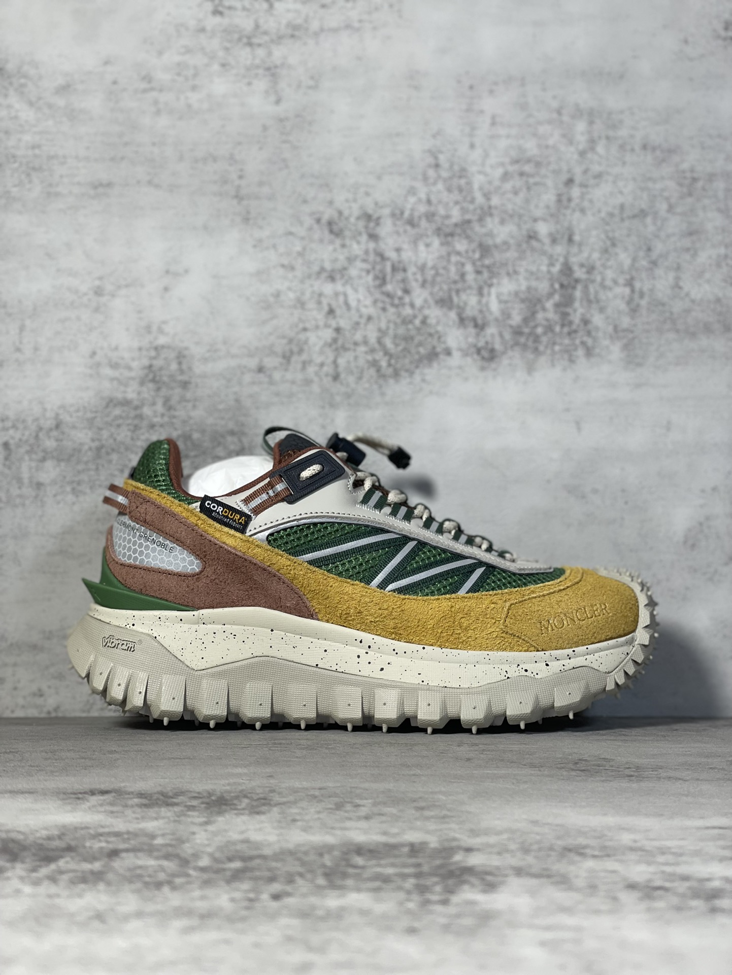 Moncler Sneakers Shock Absorbing M-l