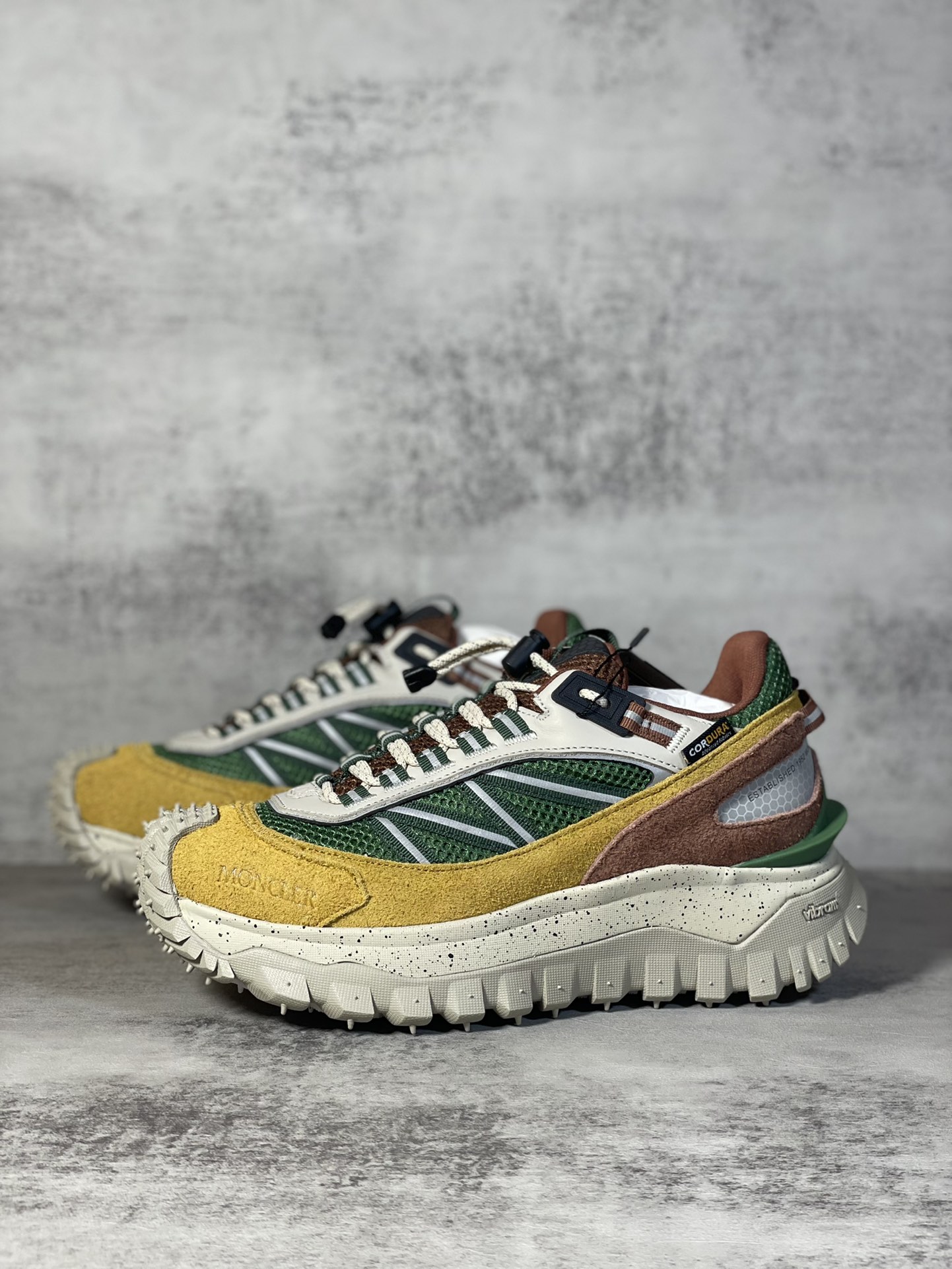 Moncler Sneakers Shock Absorbing M-l