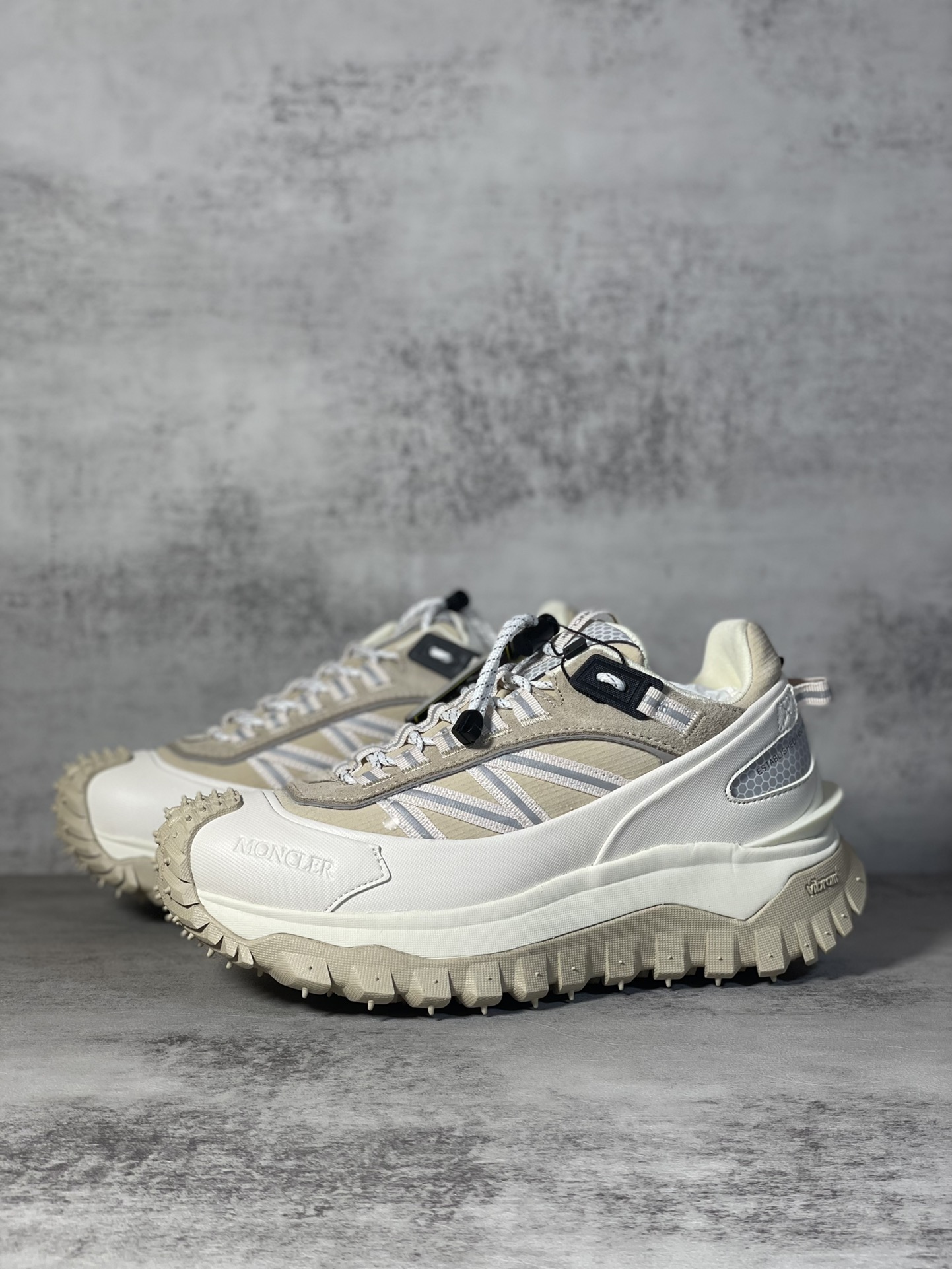Moncler Sneakers Shock Absorbing M-l