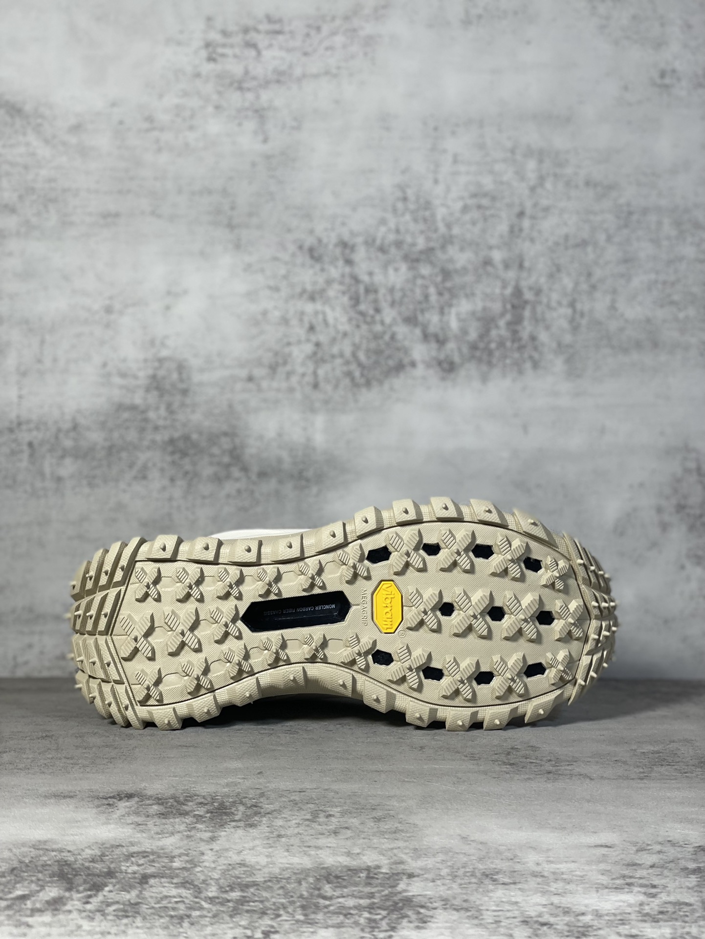 Moncler Sneakers Shock Absorbing M-l