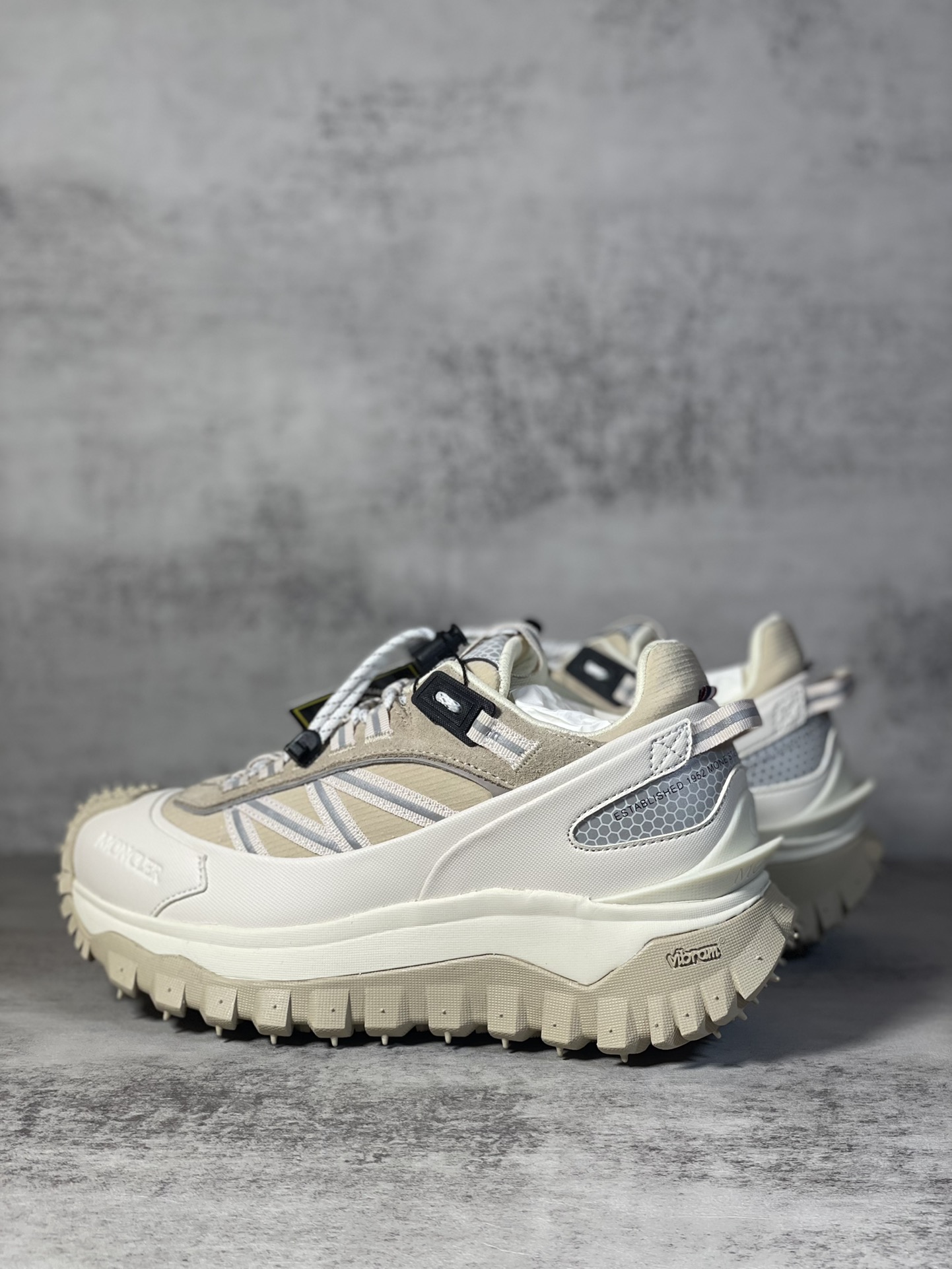 Moncler Sneakers Shock Absorbing M-l