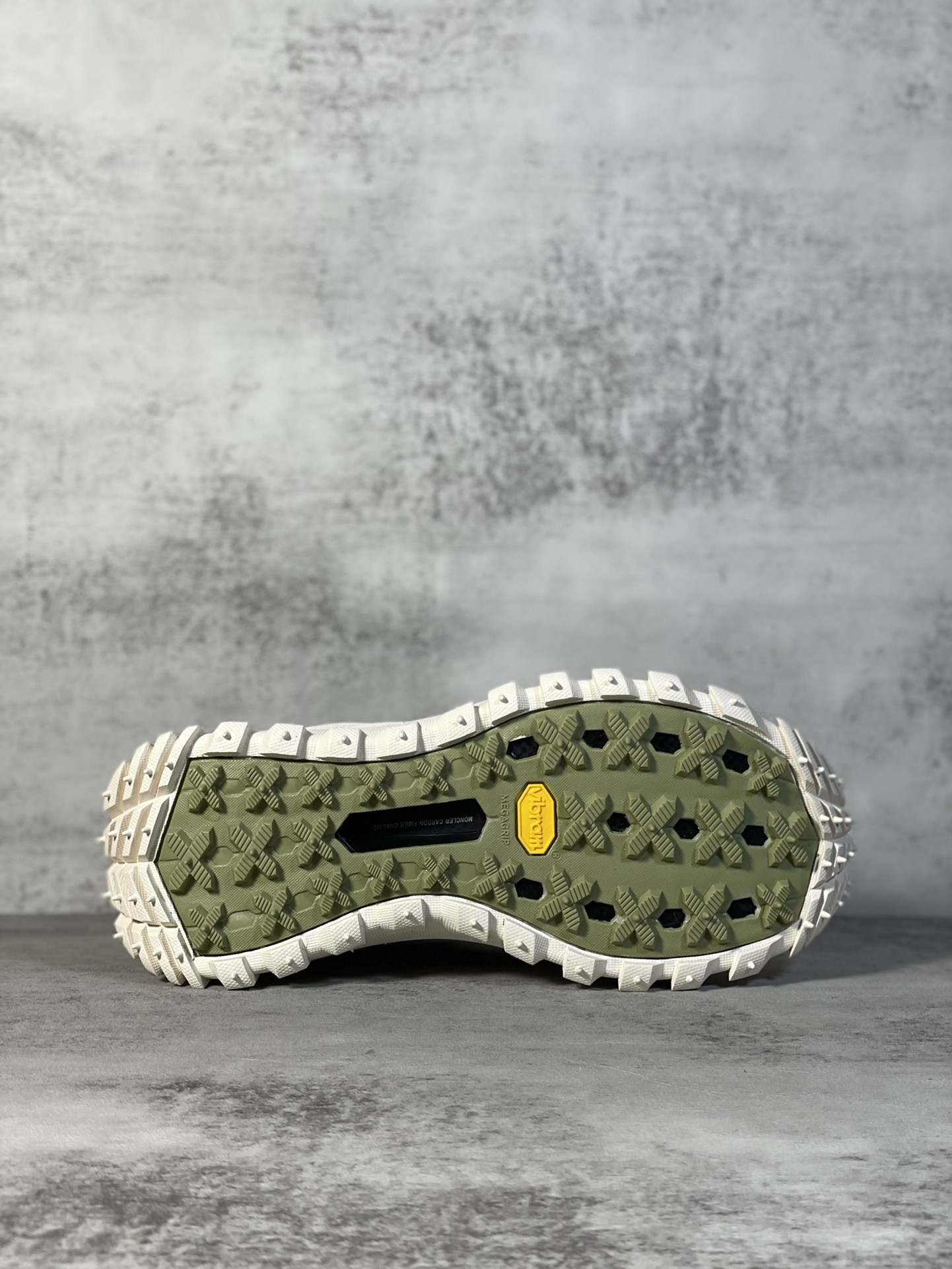 Moncler Sneakers Shock Absorbing M-l