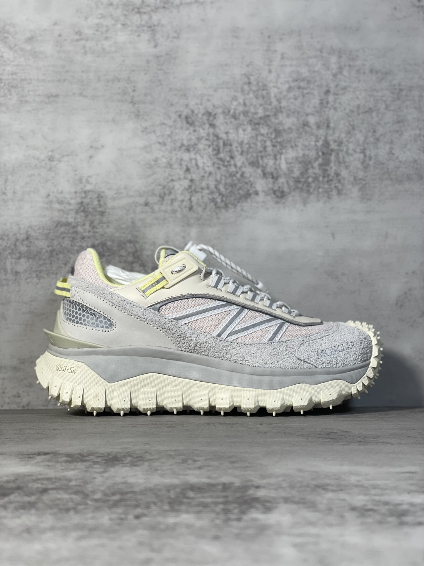 Moncler Sneakers Shock Absorbing M-l