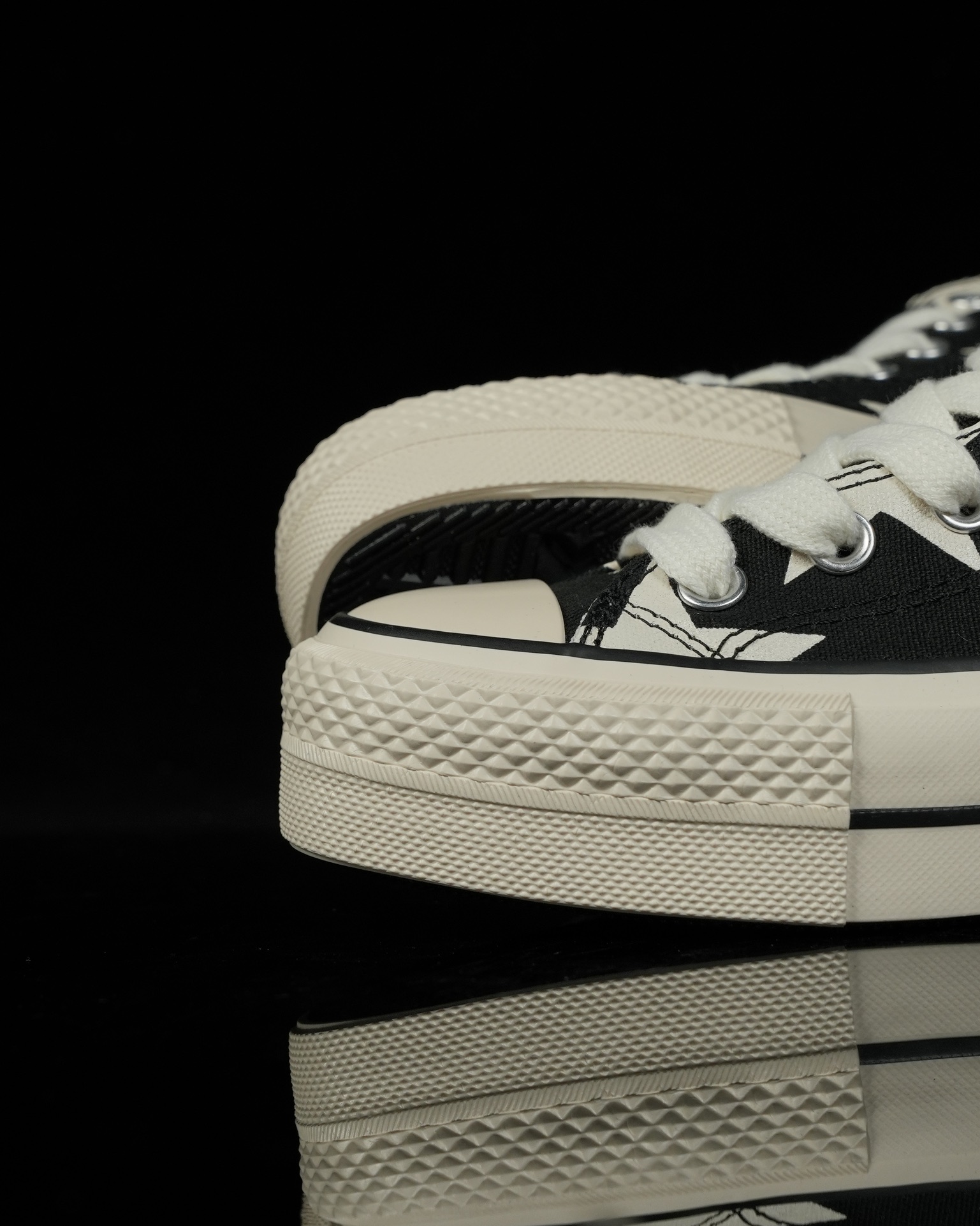 Converse Basic Shoes White L-s