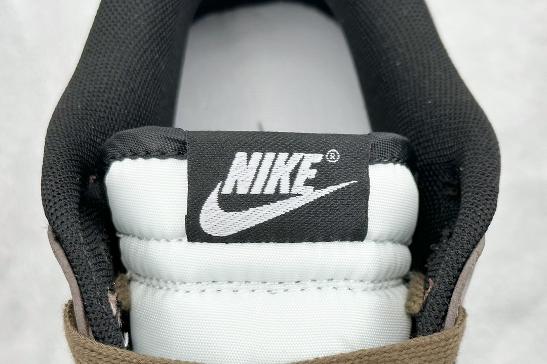 Nike Basic Shoes L-s