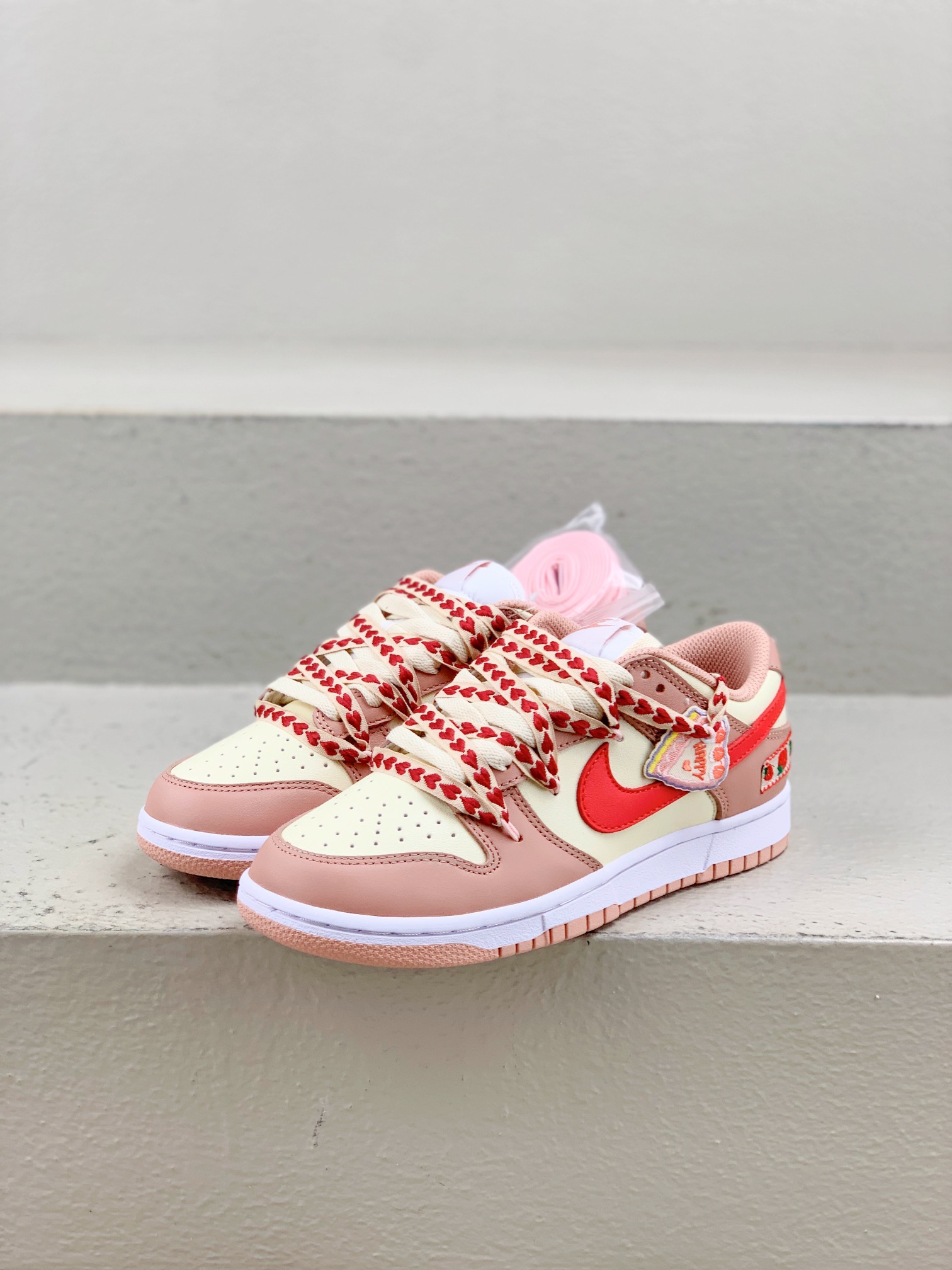 Nike Female Board Shoes L-s