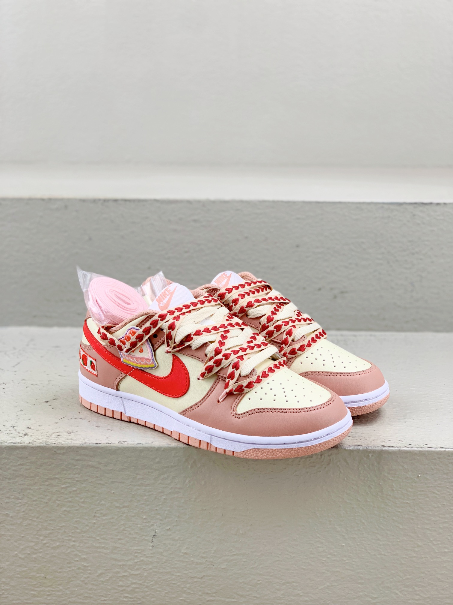 Nike Female Board Shoes L-s