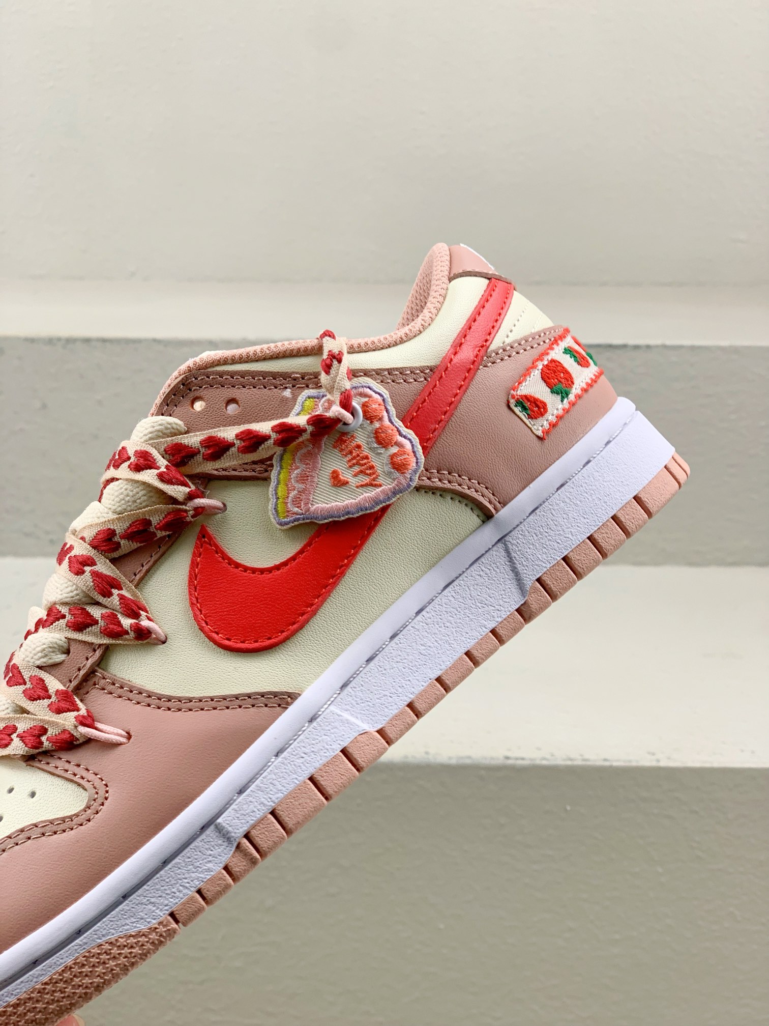 Nike Female Board Shoes L-s