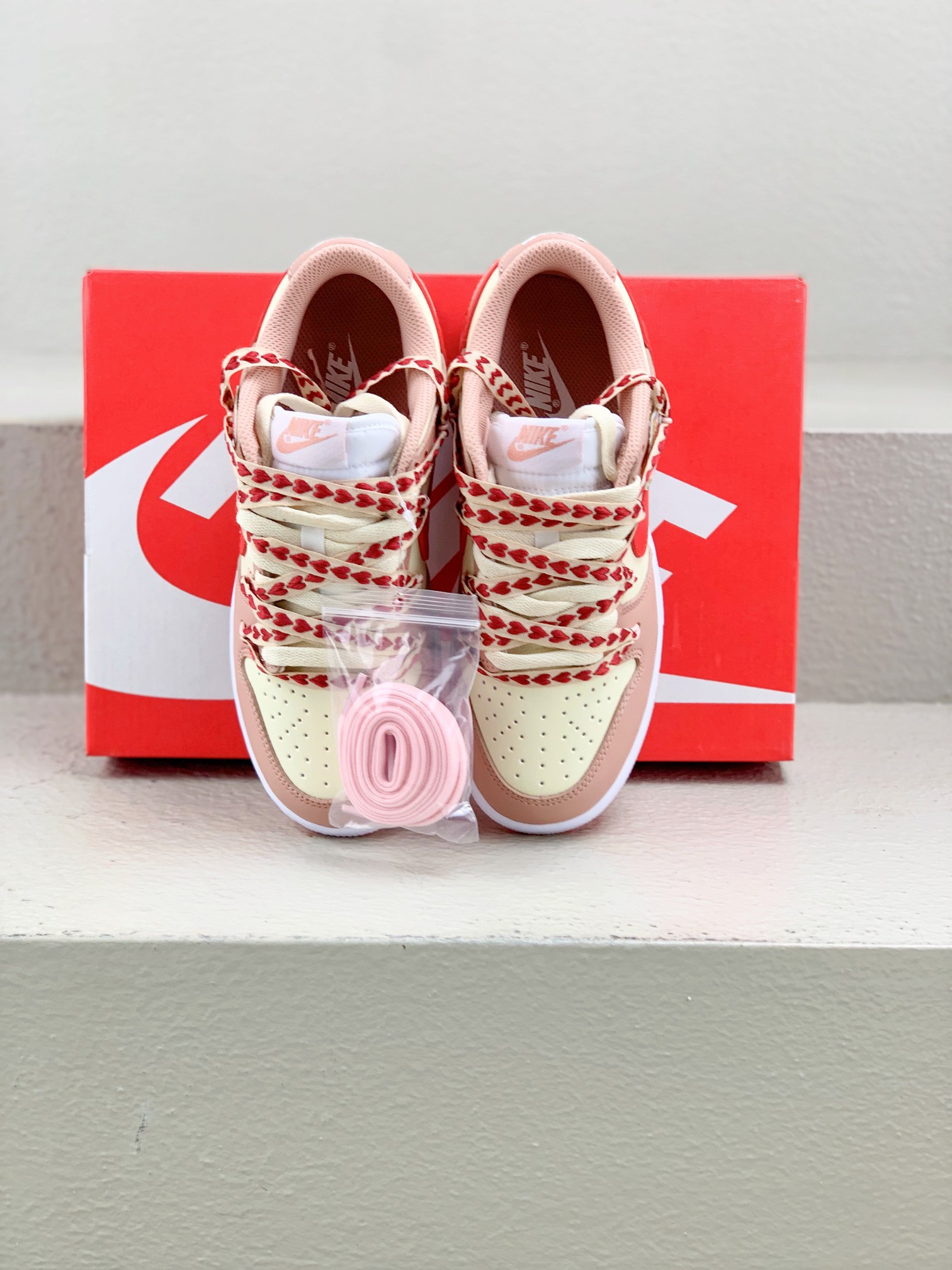 Nike Female Board Shoes L-s