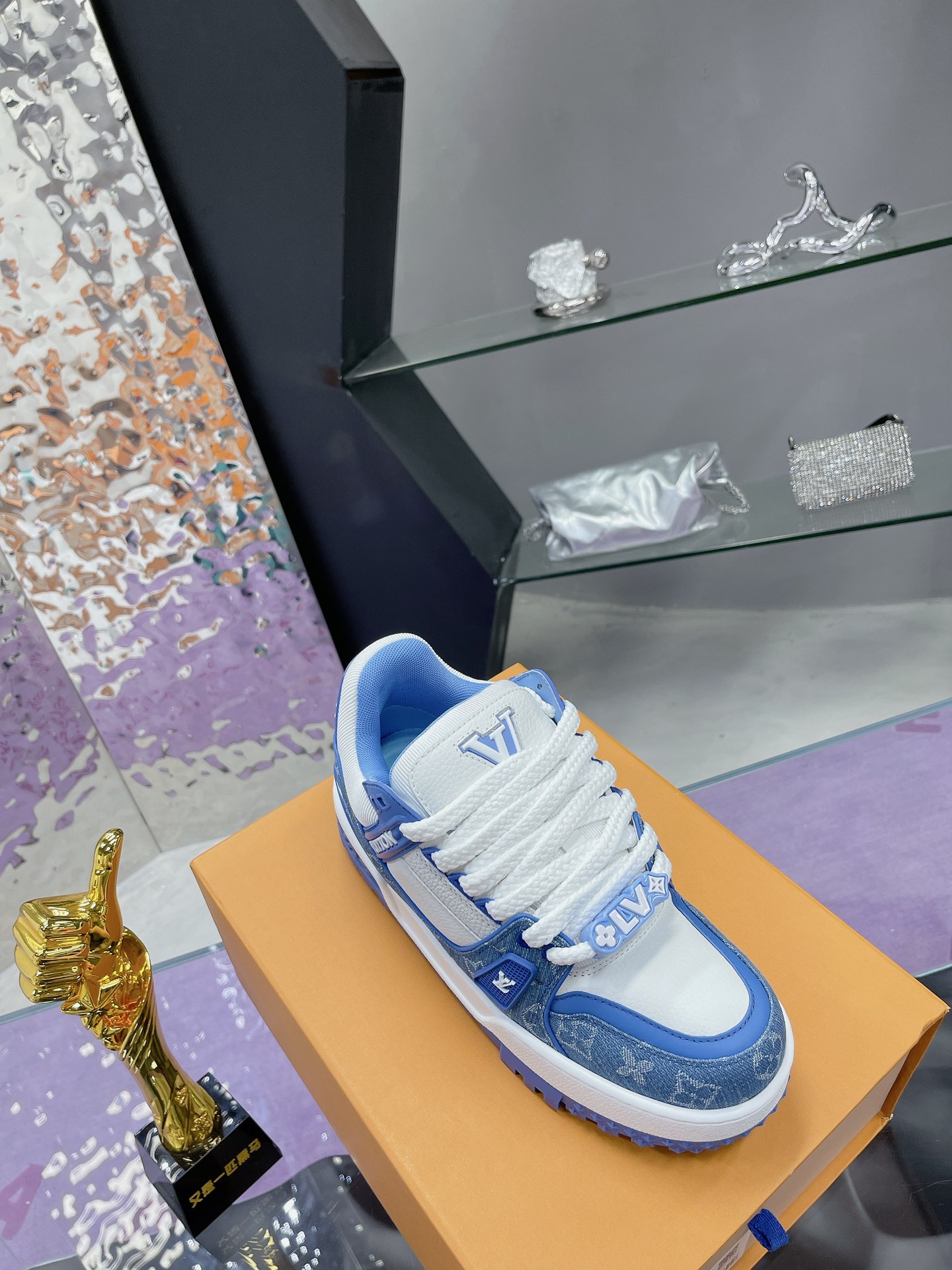 Louis Vuitton Male Basic Shoes L