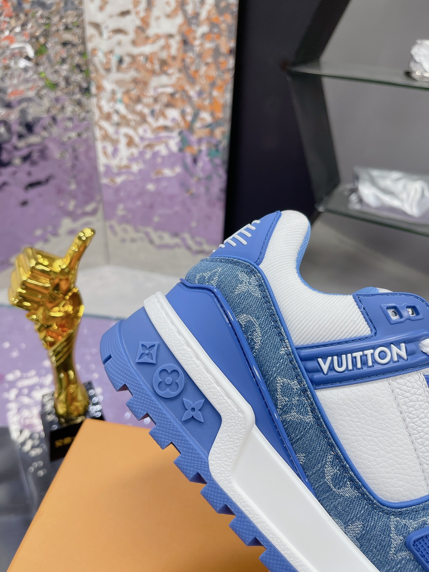 Louis Vuitton Male Basic Shoes L