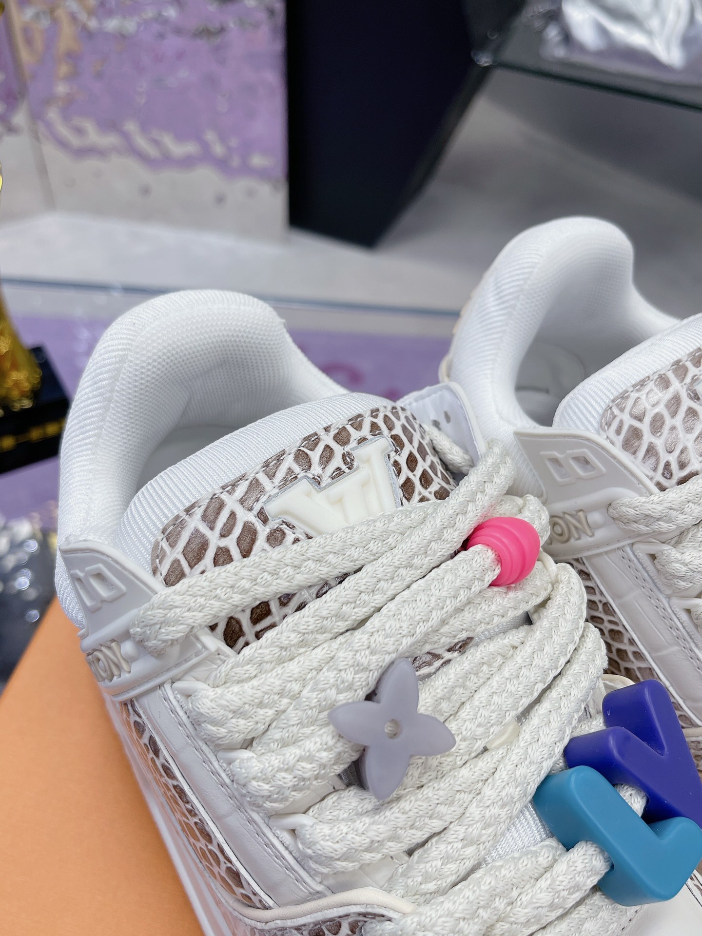 Louis Vuitton Male Basic Shoes L