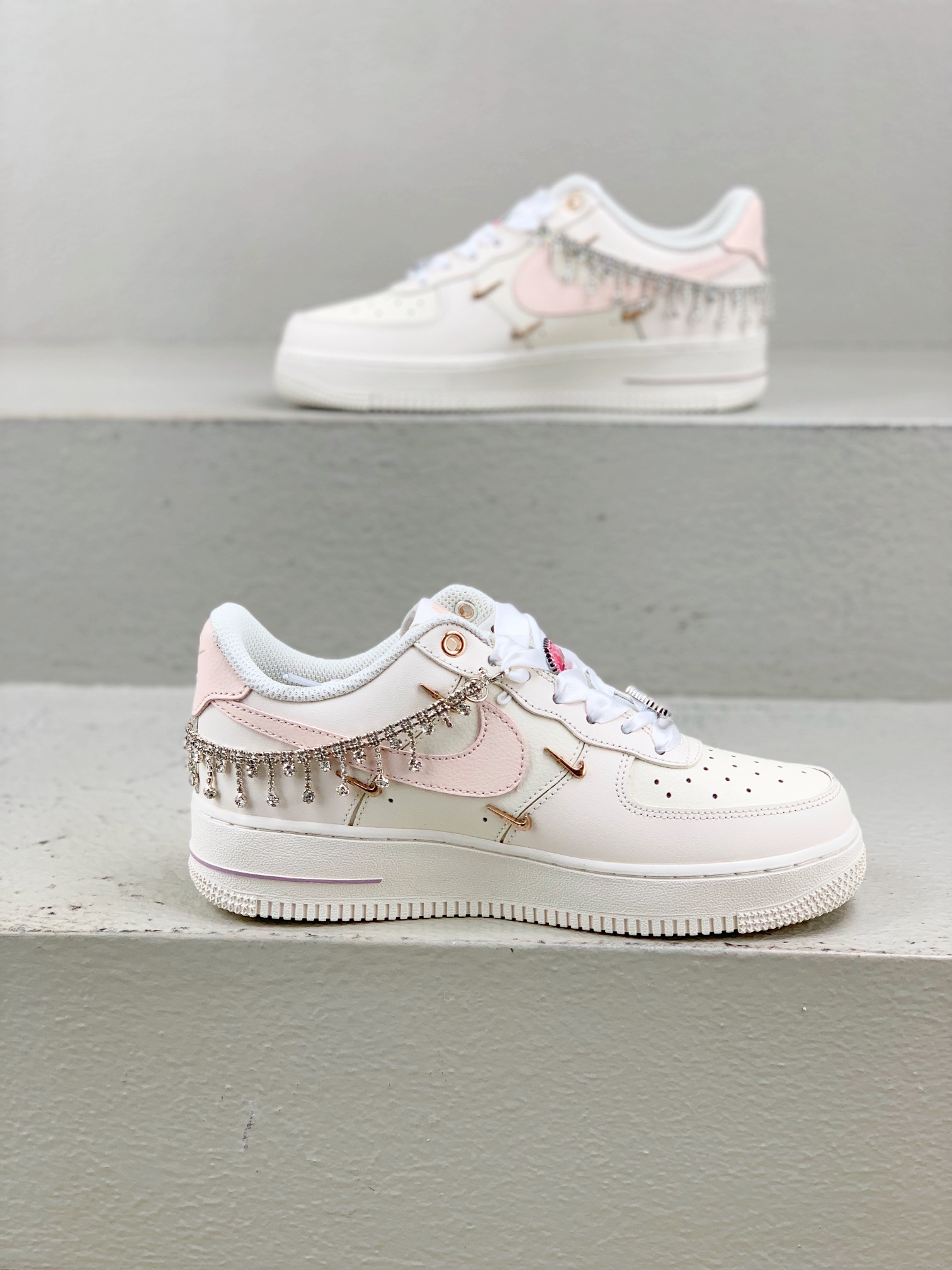 Nike Female Board Shoes M-l-s