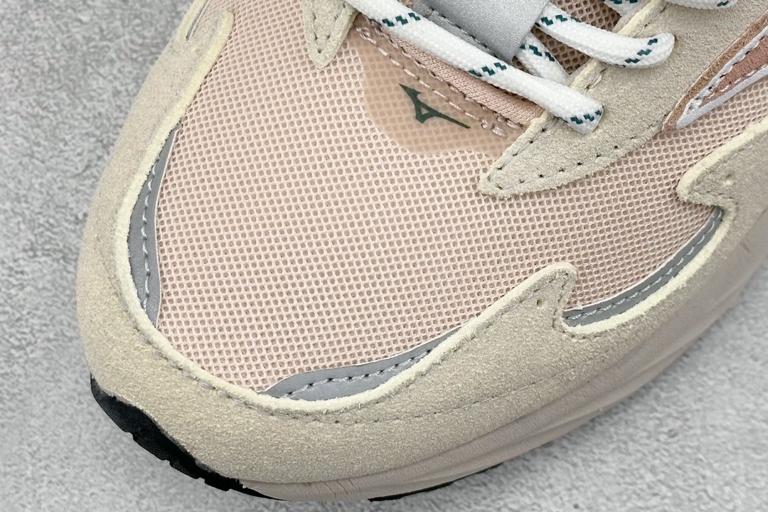 Running Shoes Shock Absorbing M