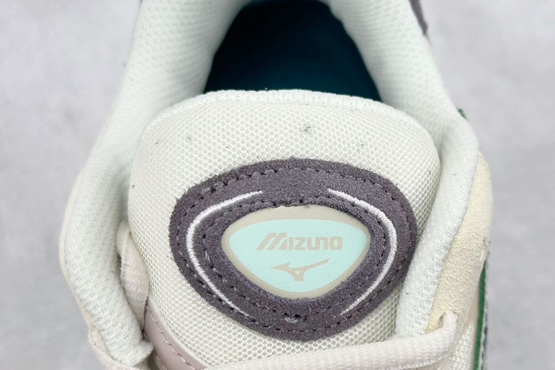 Running Shoes Shock Absorbing M