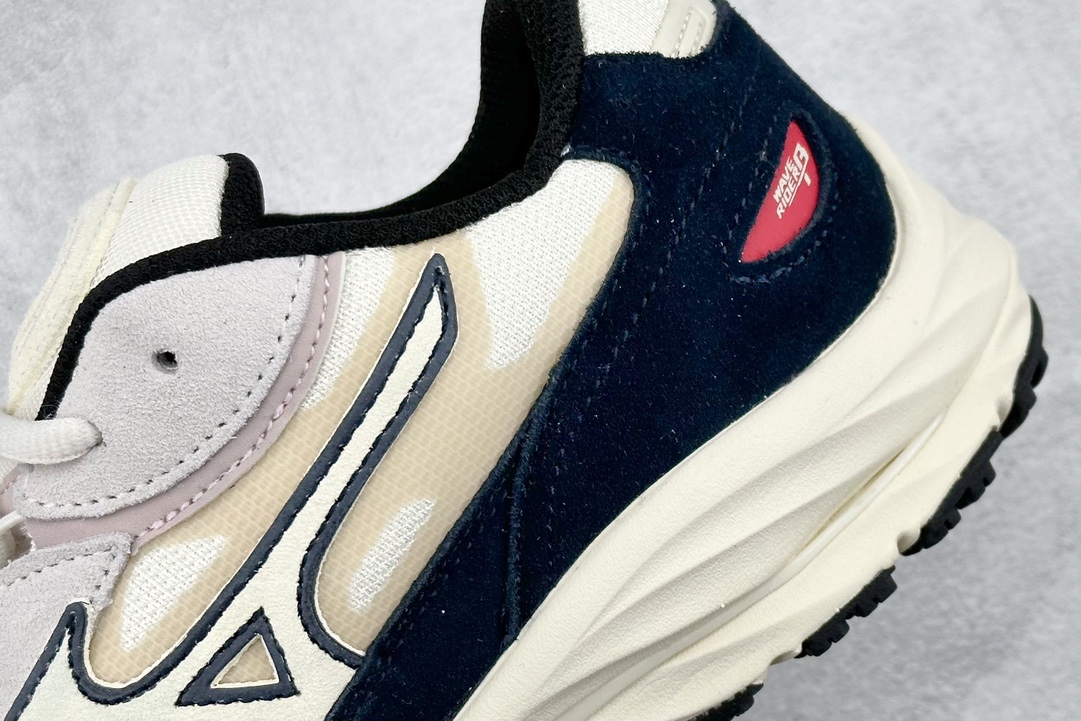 Running Shoes Shock Absorbing M