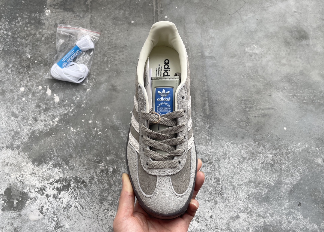 Adidas Basic Shoes Black L-s