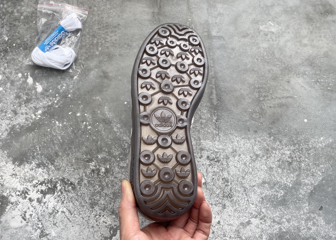 Adidas Basic Shoes Black L-s