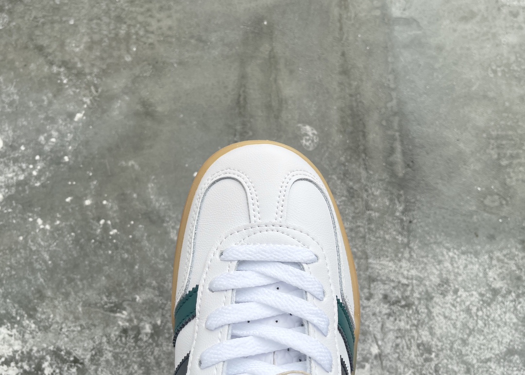 Adidas Basic Shoes Black L-s