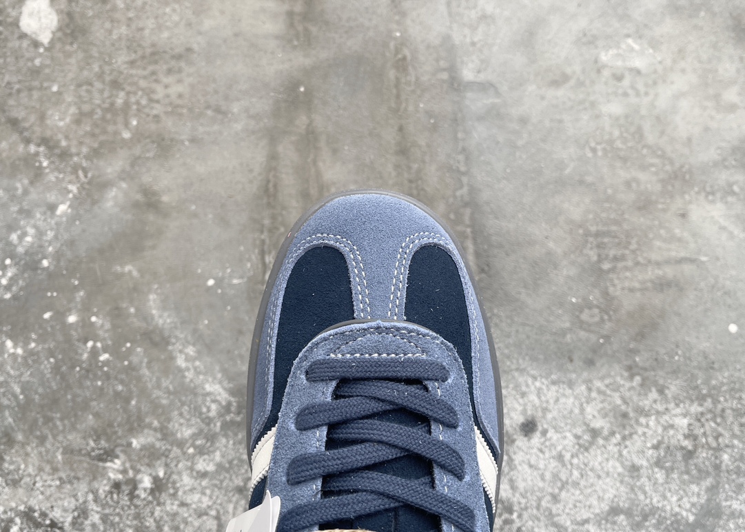 Adidas Basic Shoes Black L-s