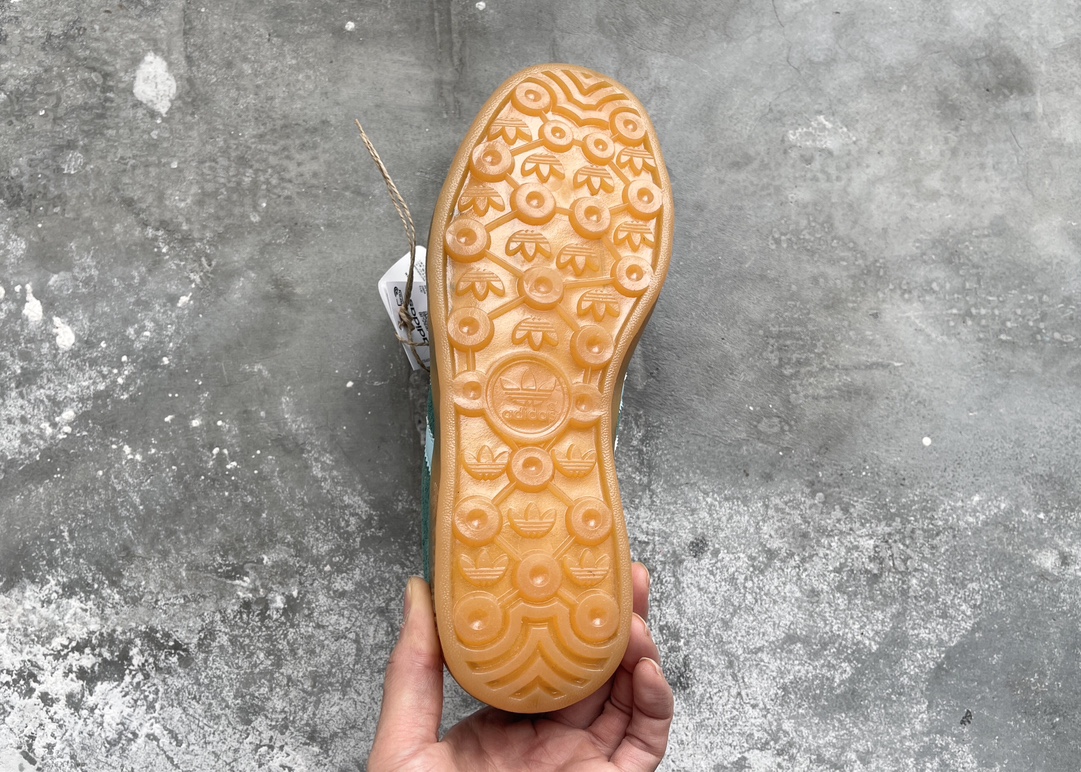 Adidas Basic Shoes Black L-s