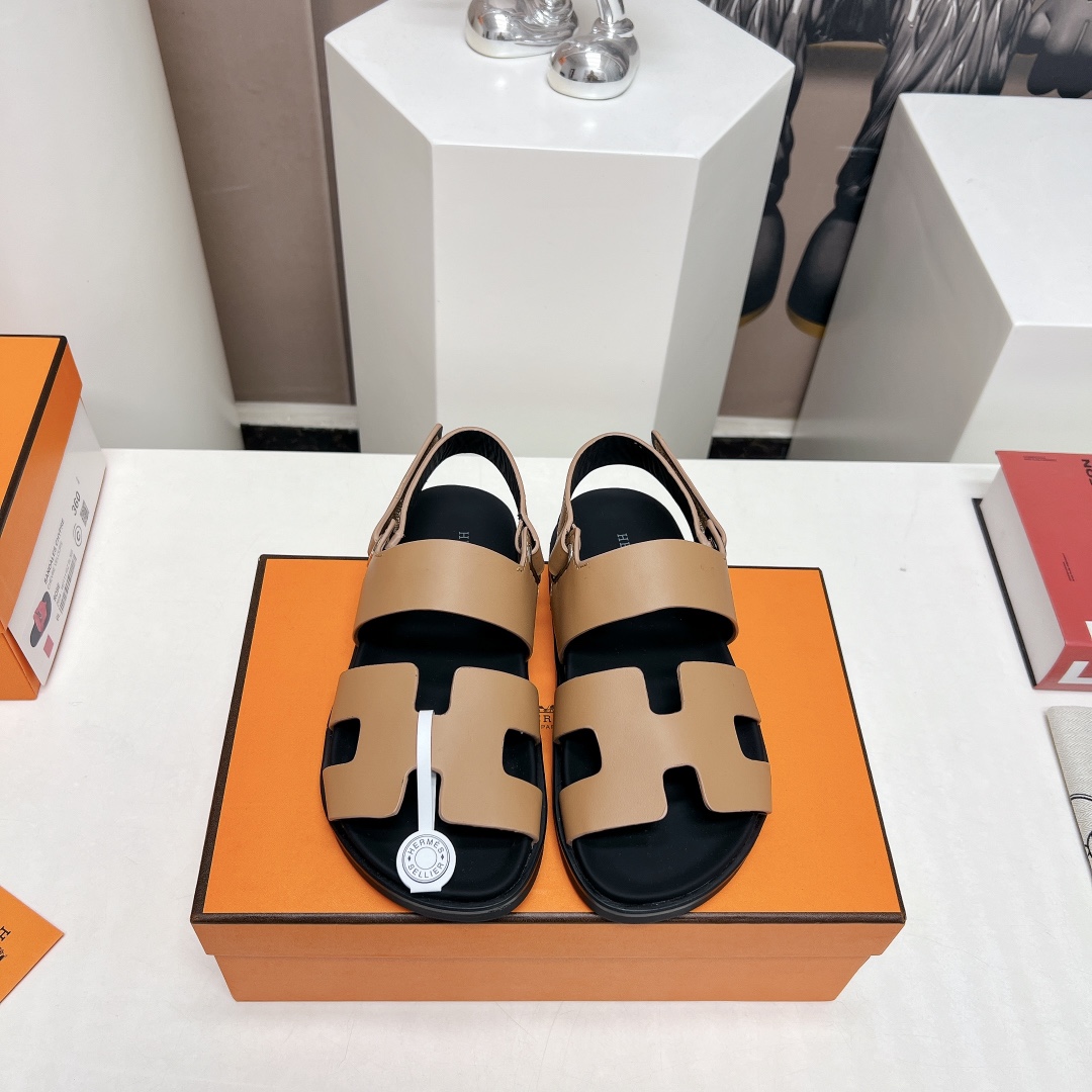 Hermes Male Sandals M