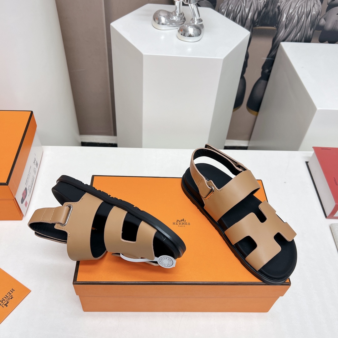 Hermes Male Sandals M