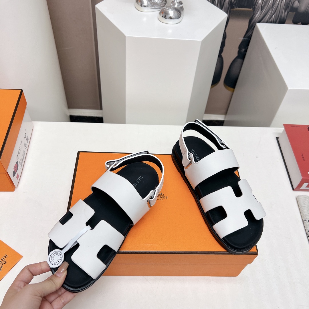 Hermes Male Sandals M