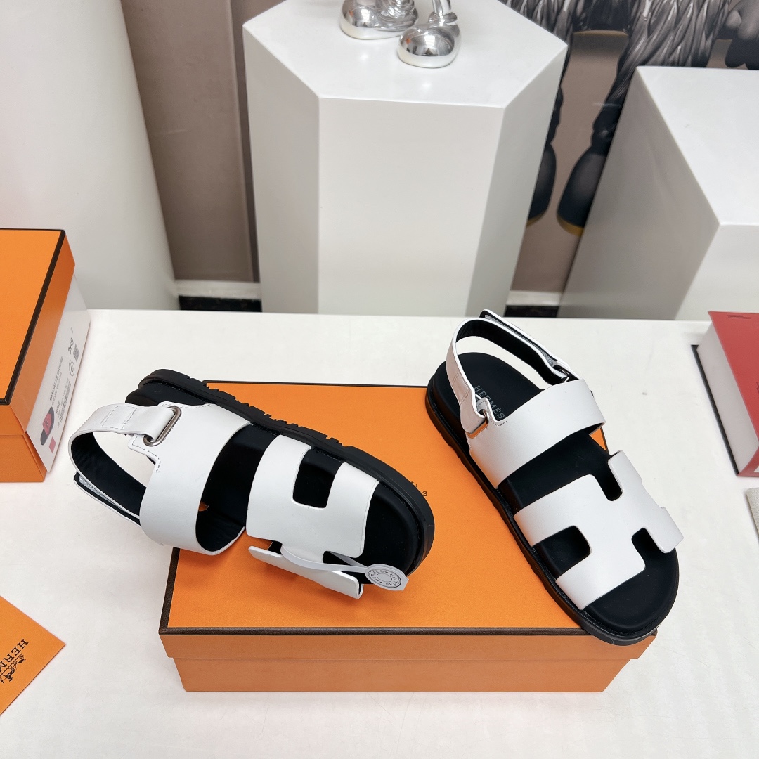 Hermes Male Sandals M