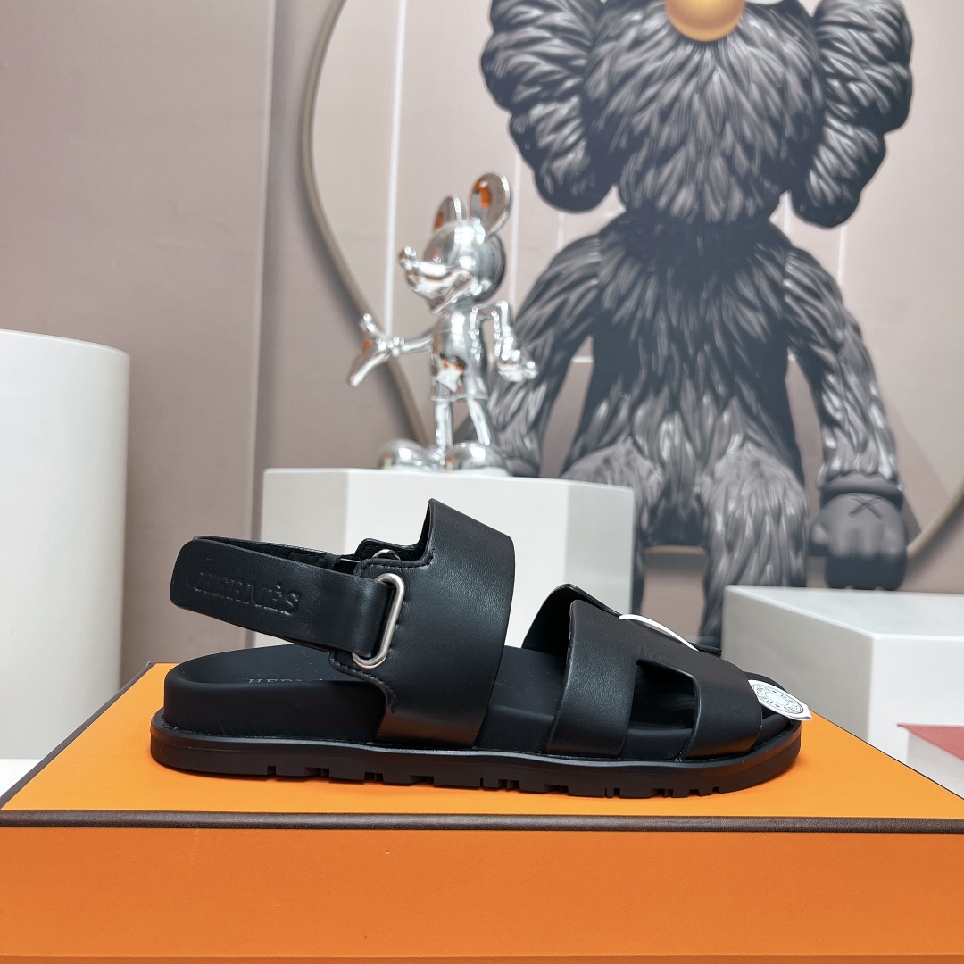 Hermes Male Sandals M