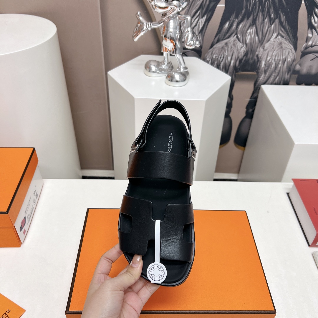 Hermes Male Sandals M