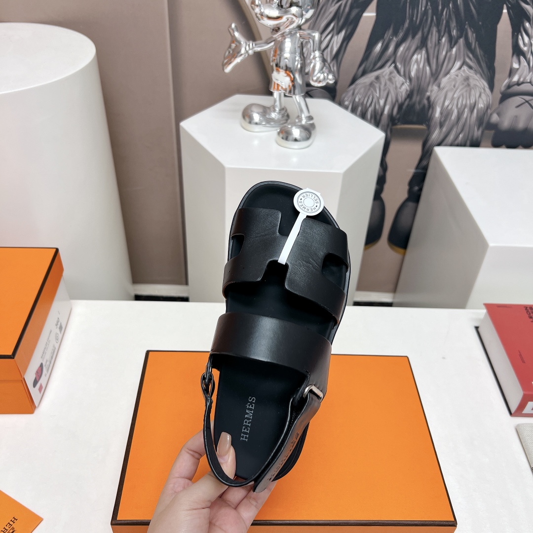 Hermes Male Sandals M