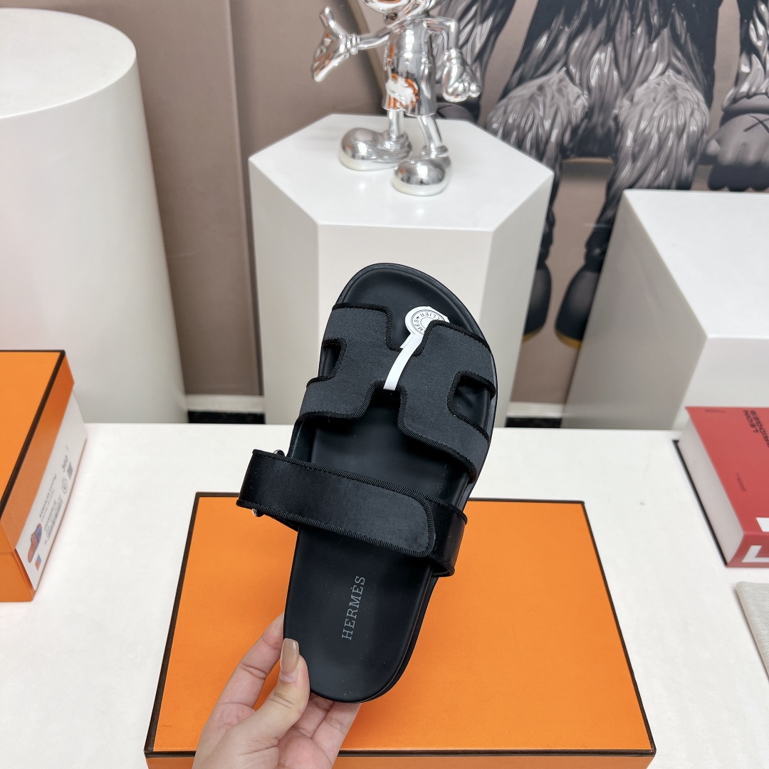 Hermes Male Sandals M