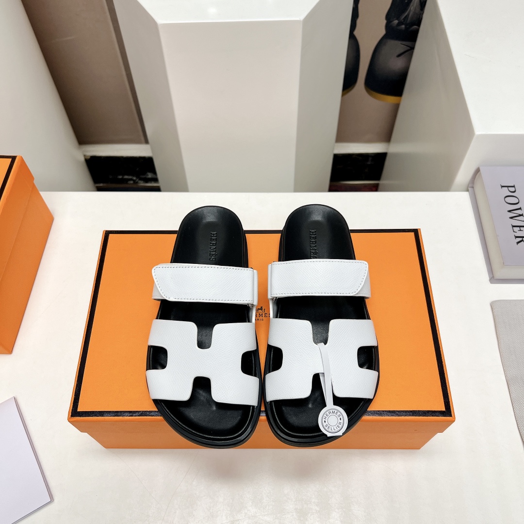 Hermes Male Sandals M