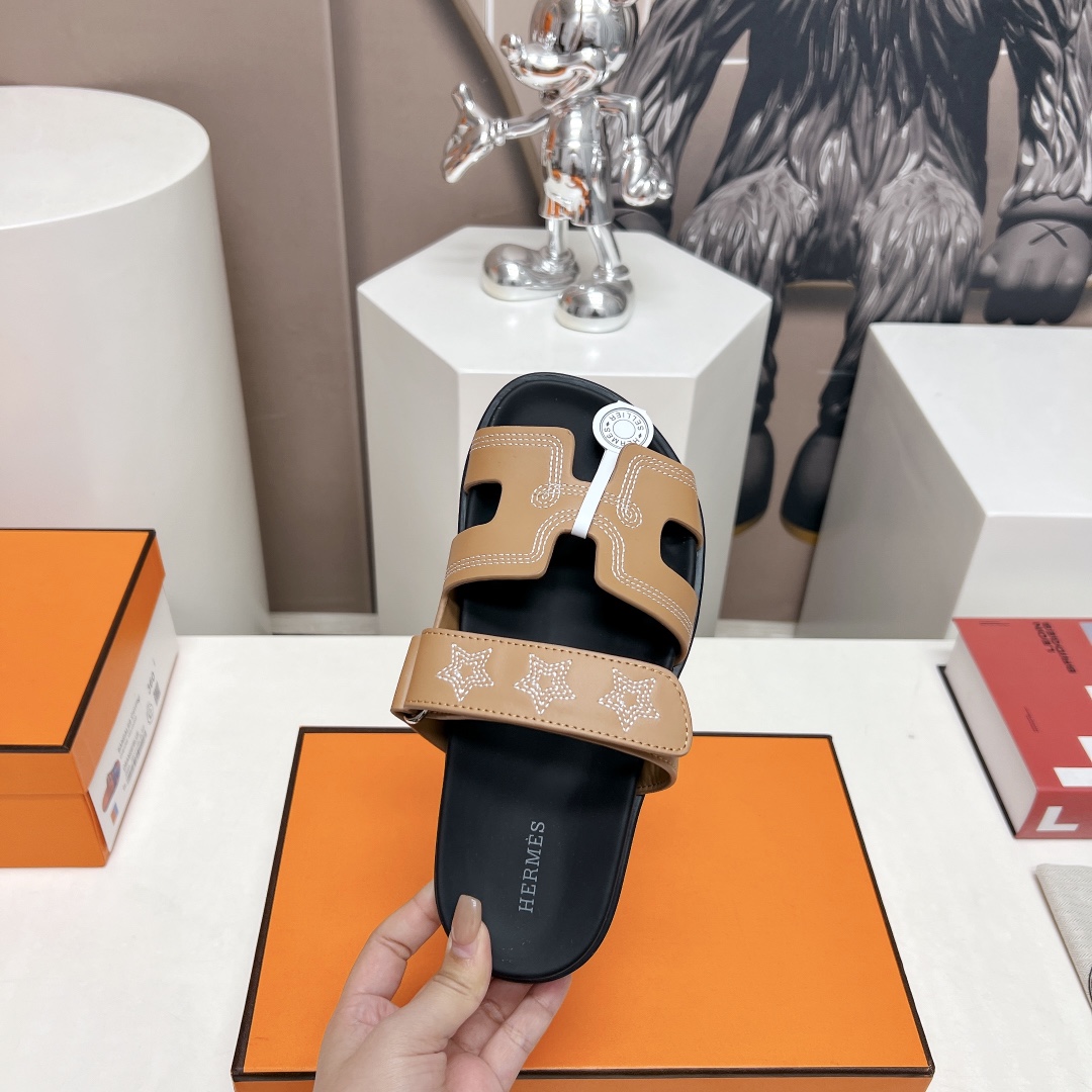 Hermes Male Sandals M