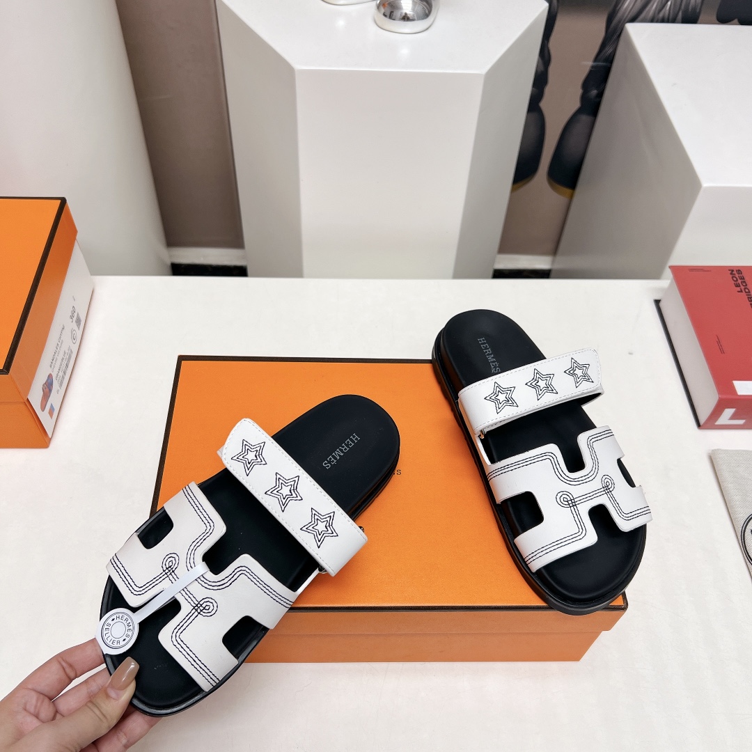 Hermes Male Sandals M