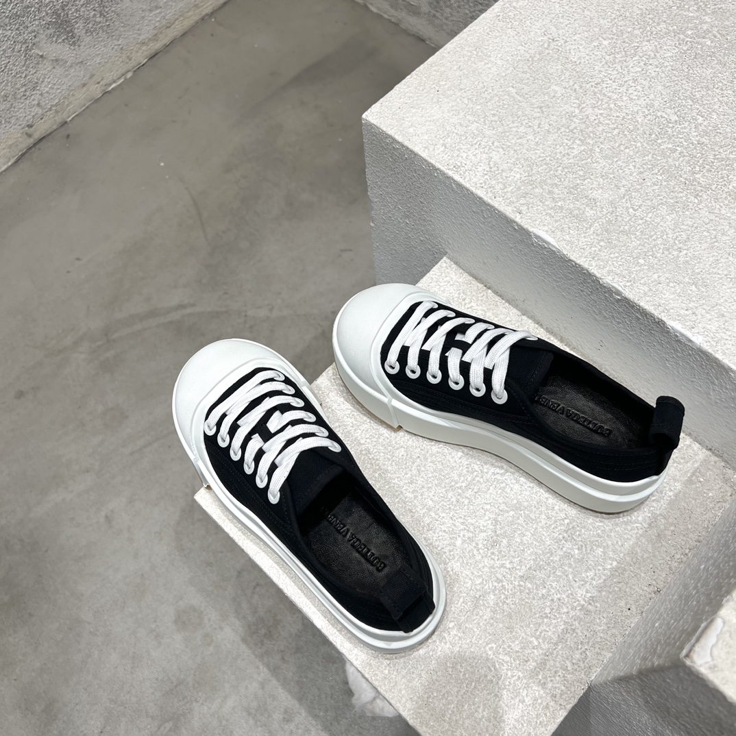 Bottega Veneta Male Sneakers Breathable L-s