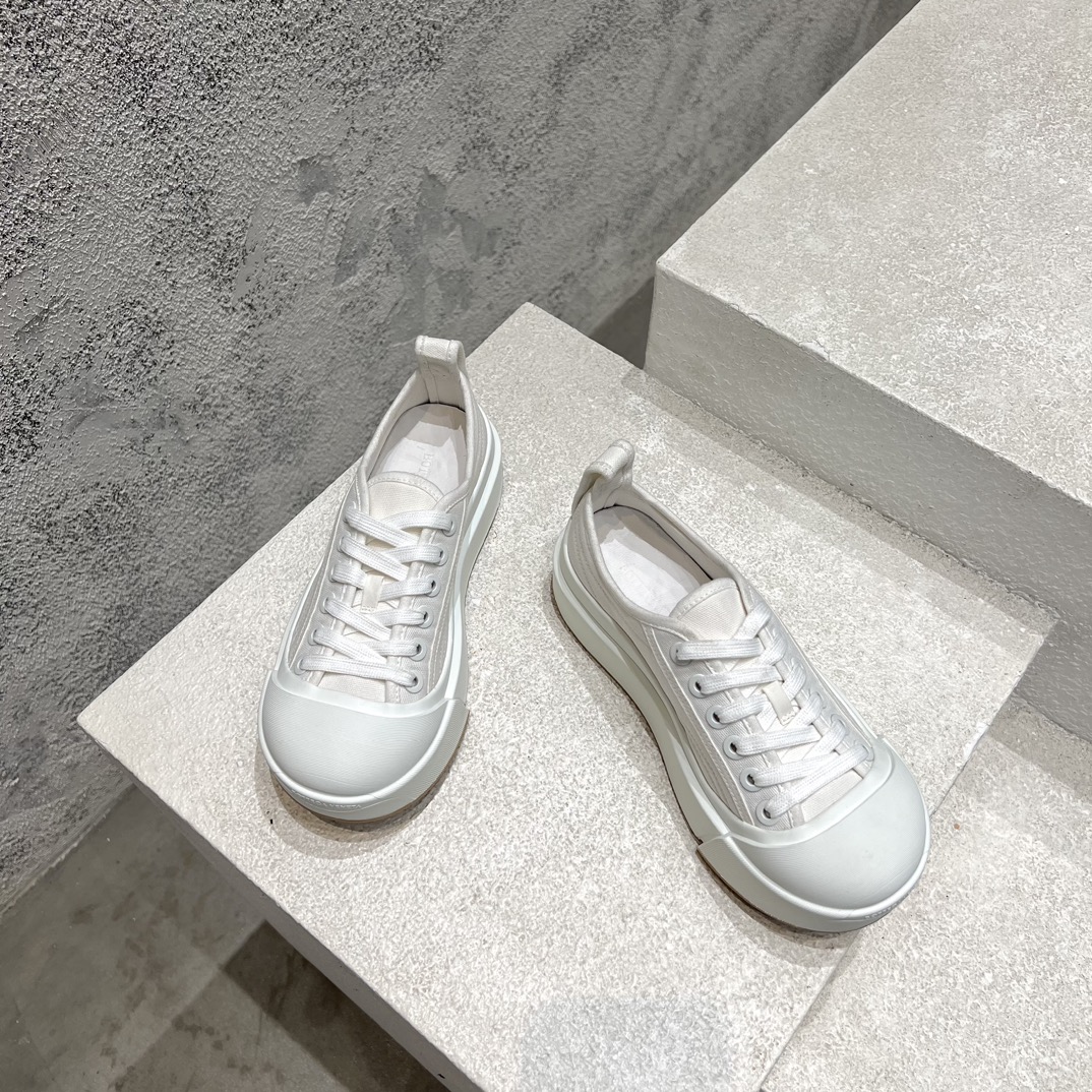 Bottega Veneta Male Sneakers Breathable L-s