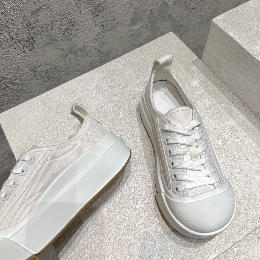 Bottega Veneta Male Sneakers Breathable L-s