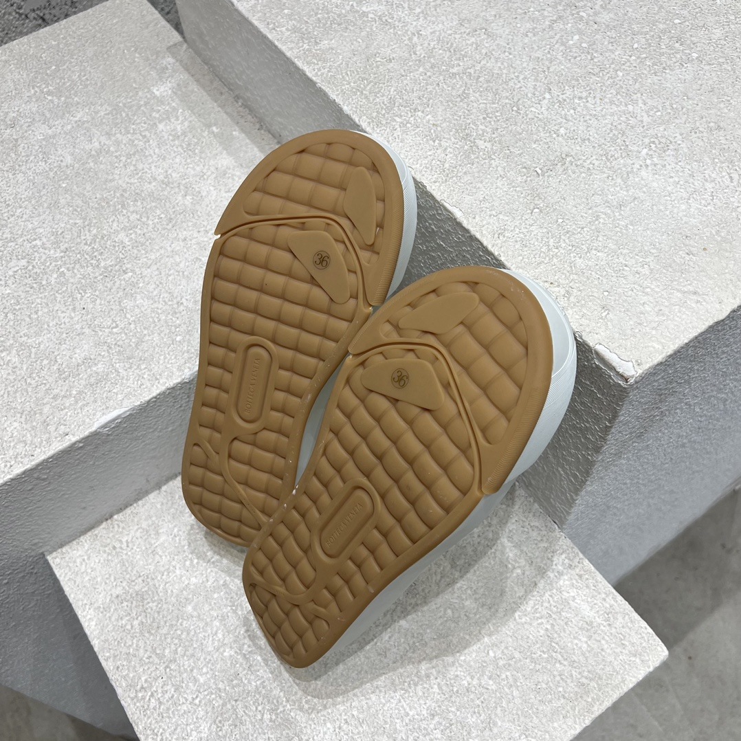 Bottega Veneta Male Sneakers Breathable L-s