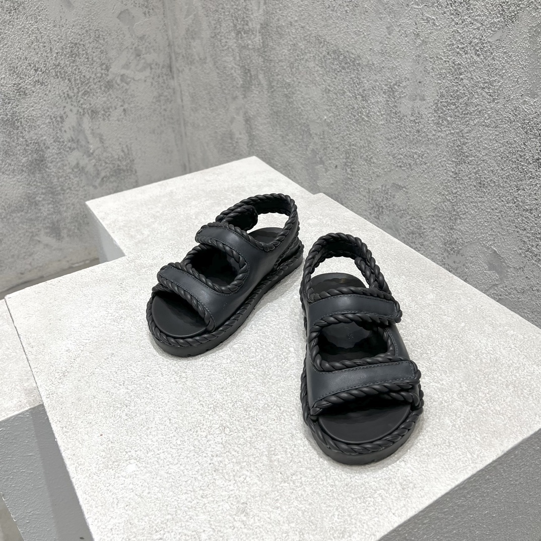 Bottega Veneta Calvin Klein Female Sandals Black M-l-s