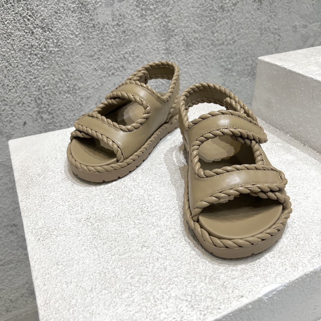 Bottega Veneta Calvin Klein Female Sandals Black M-l-s