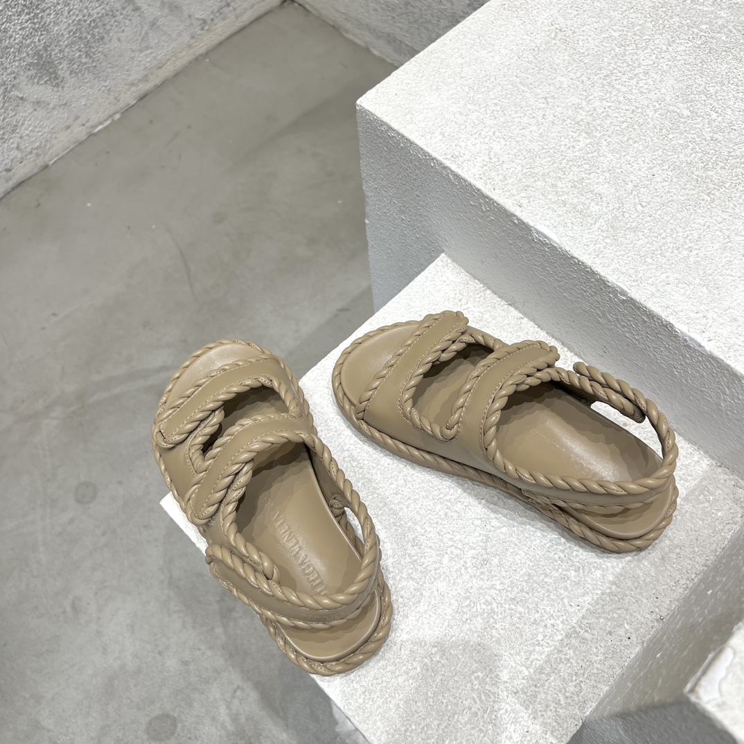 Bottega Veneta Calvin Klein Female Sandals Black M-l-s