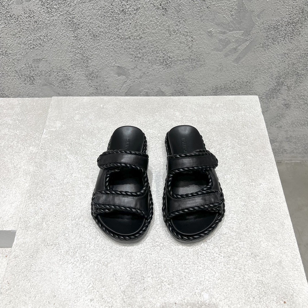 Bottega Veneta Calvin Klein Female Sandals Black M-l-s