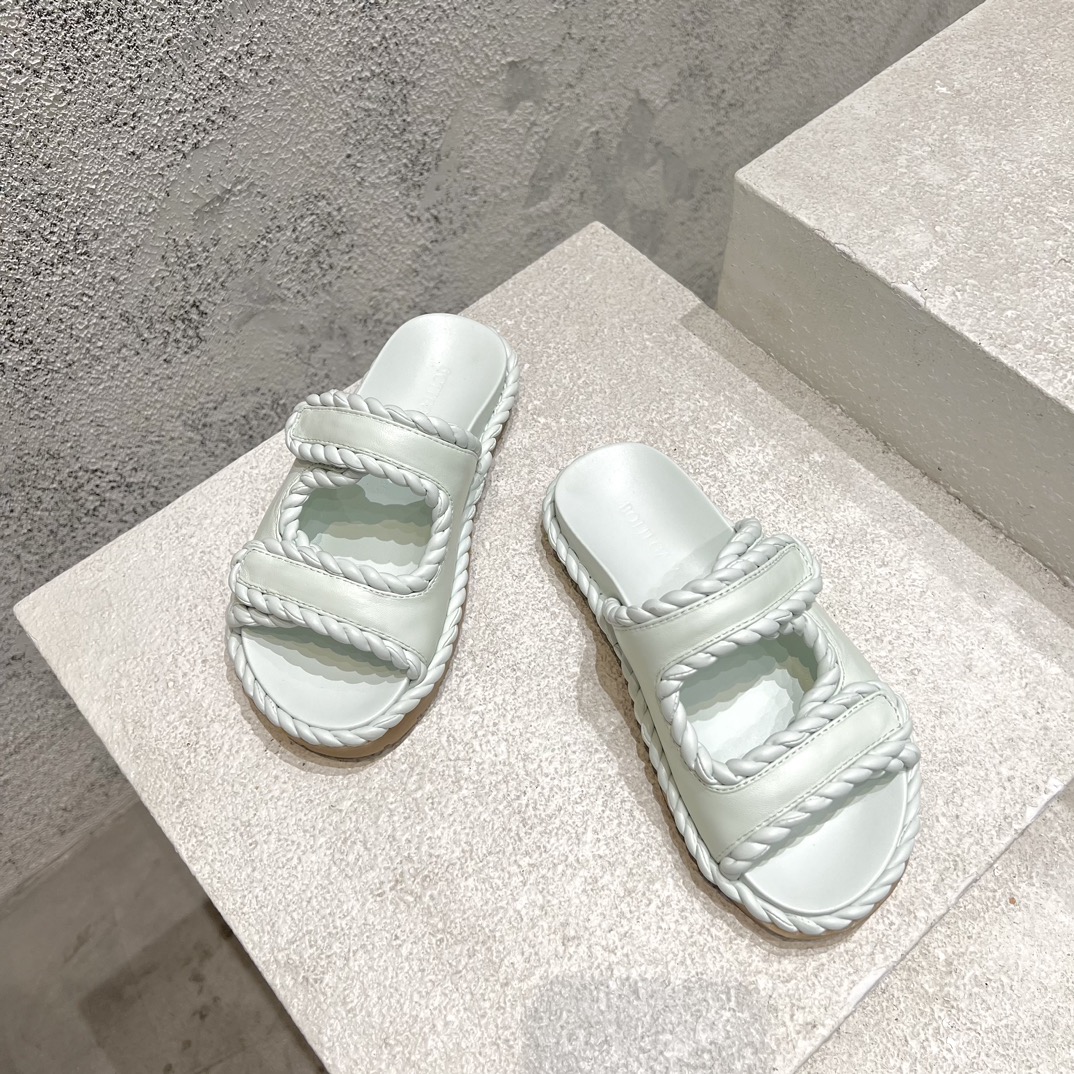 Bottega Veneta Calvin Klein Female Sandals Black M-l-s