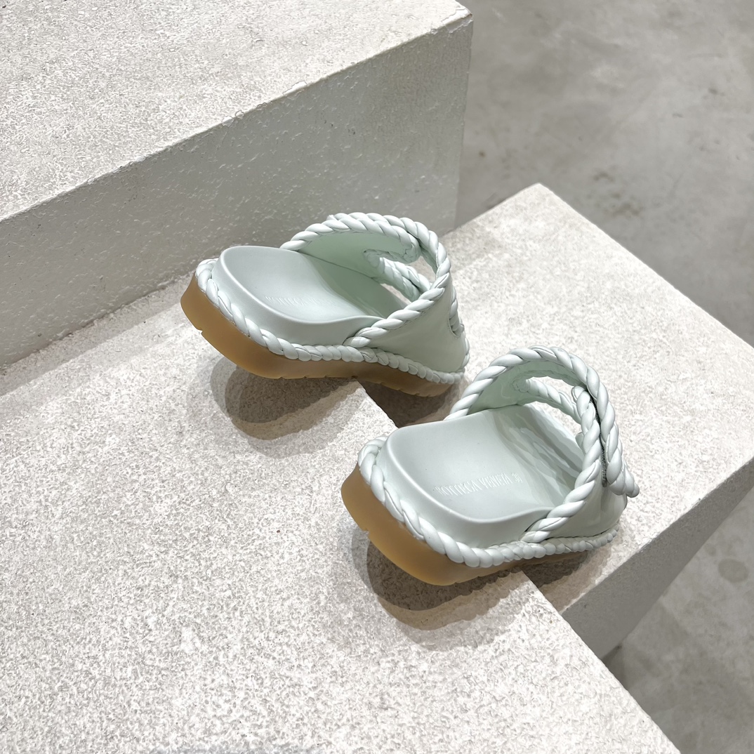 Bottega Veneta Calvin Klein Female Sandals Black M-l-s