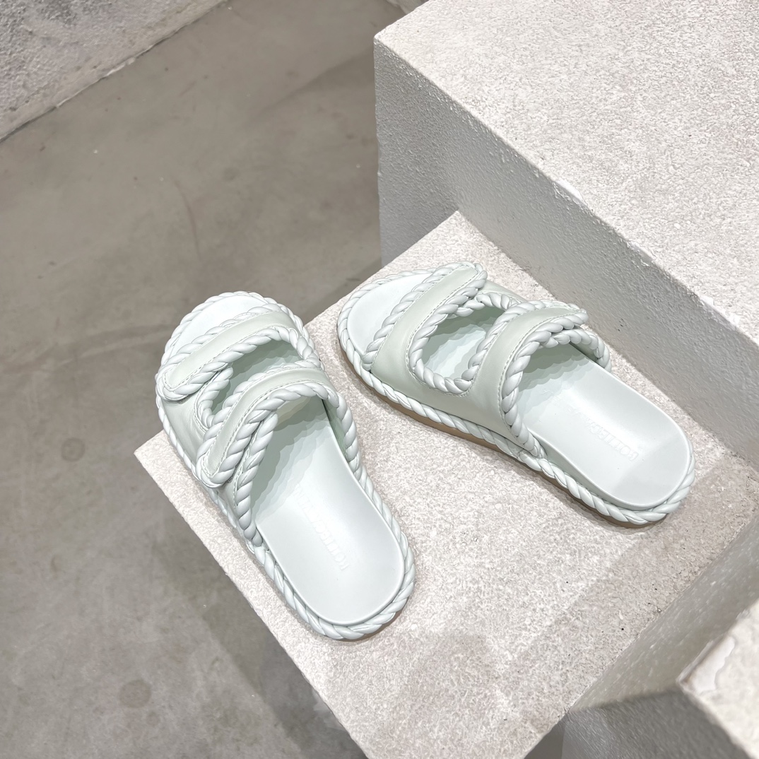 Bottega Veneta Calvin Klein Female Sandals Black M-l-s