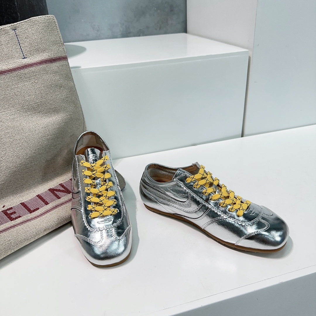 Dior Sneakers Breathable S