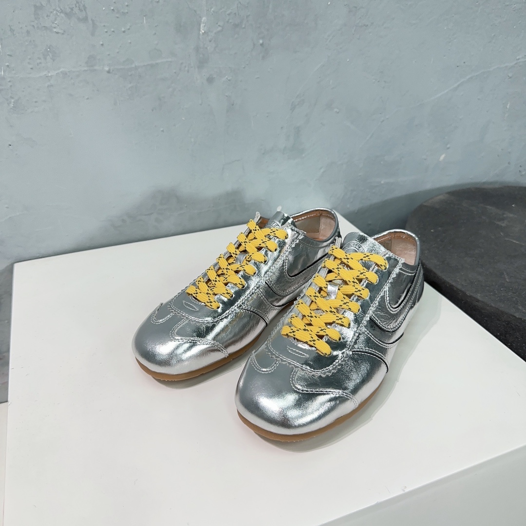 Dior Sneakers Breathable S