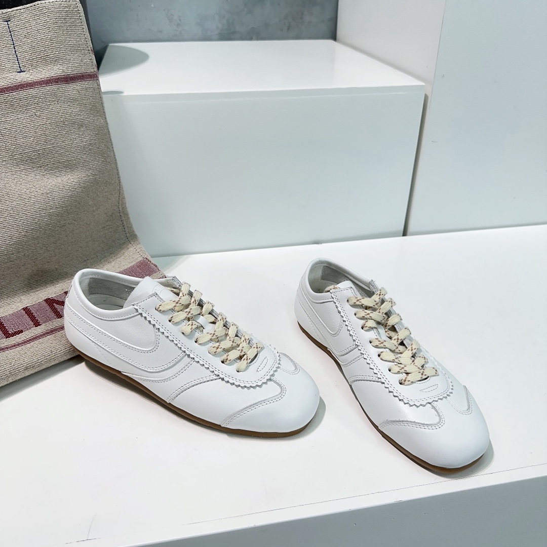 Dior Sneakers Breathable S